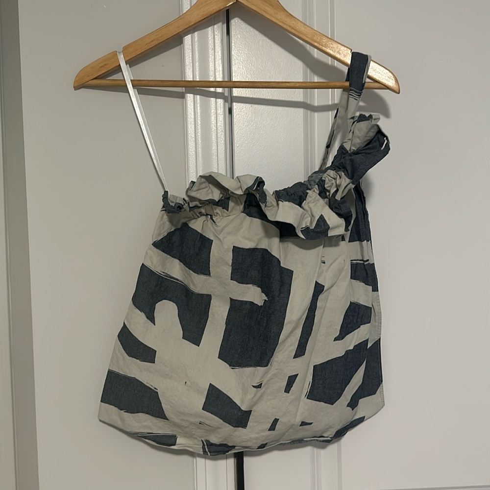 WHIT One Shoulder Ruffle Geo Print Top Size P or XS